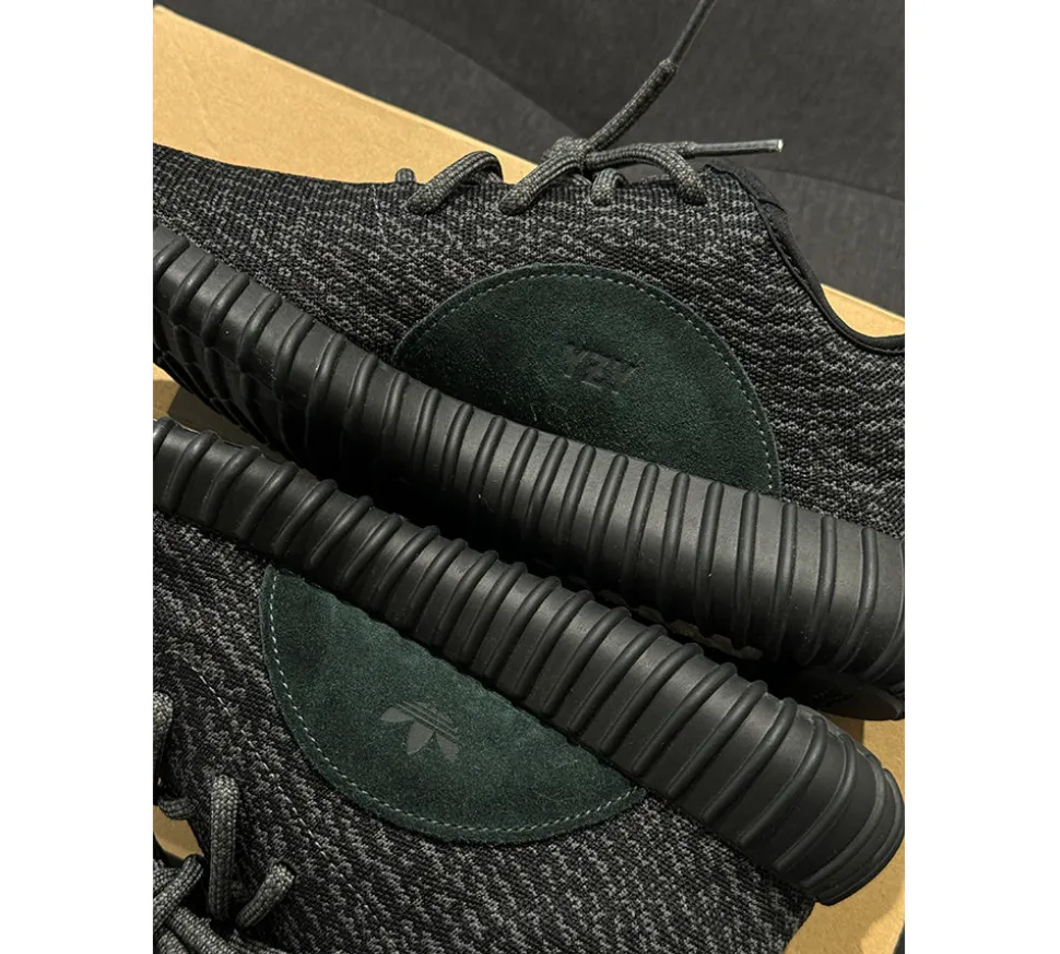 Adidas Yeezy Boost 350 (42) - Pirate Black (USADO)