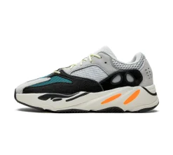 adidas Yeezy Boost 700 - Wave Runner (2017/2023)