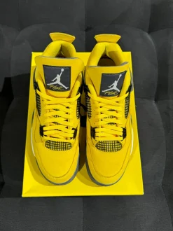 Jordan 4 Retro (46) - Lightning (USADO)