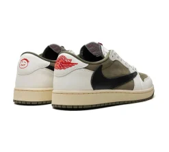Jordan 1 Retro Low OG SP - Travis Scott Medium Olive