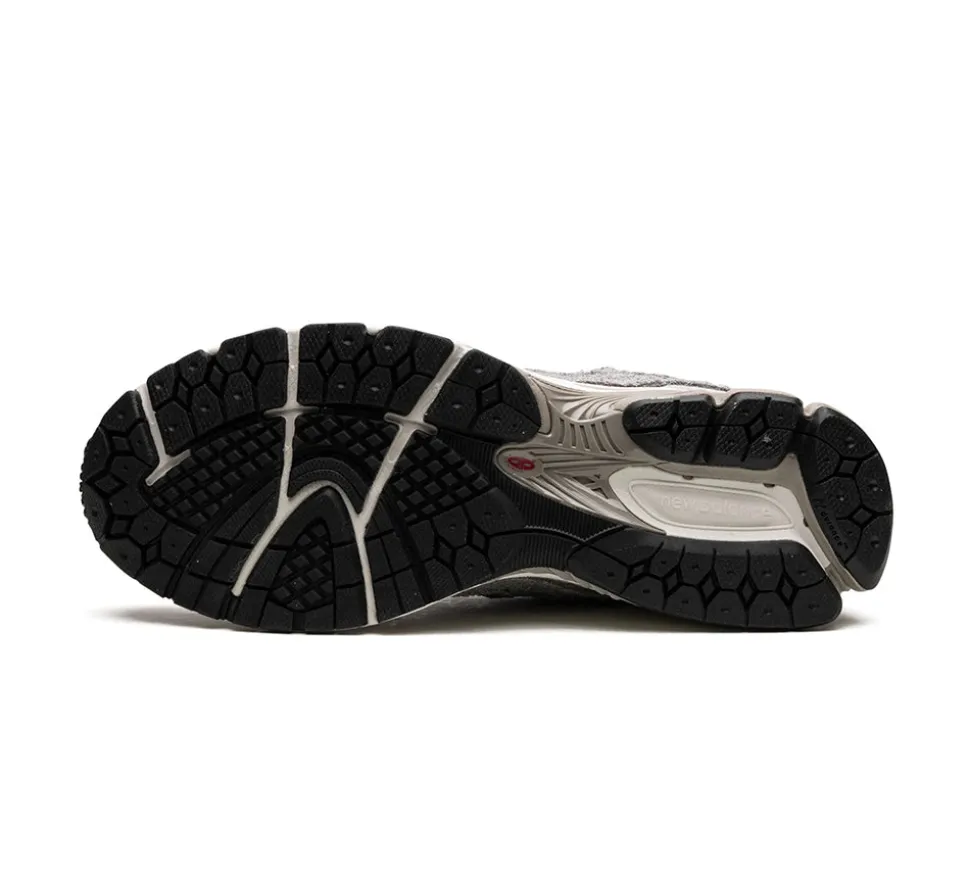 New Balance 2002R - Protection Pack Grey