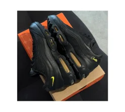 Nike Air Max 95 (44) - Corteiz Honey Black (USADO)