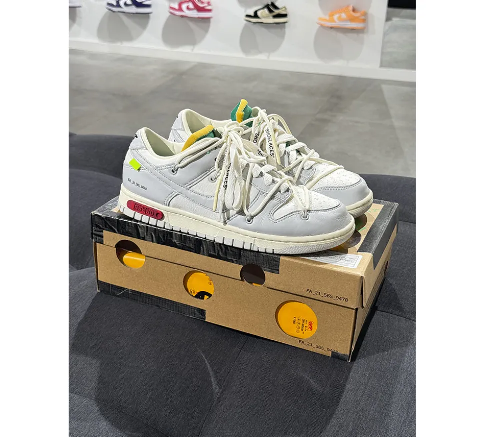 Nike Dunk Low Off-White (42) - Lot 25 (USADO)