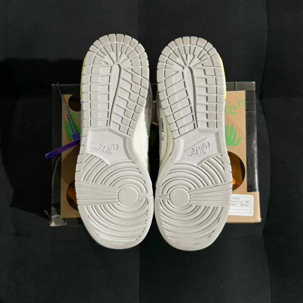Nike Dunk Low 45 - Off-White Lot 24 (USADO)