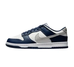 Nike Dunk Low - Summit White Midnight Navy