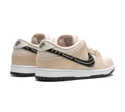 Nike SB Dunk Low – Albino & Preto