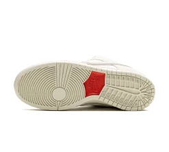 Nike SB Dunk Low - City Of Love Light Bone