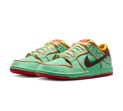 Nike SB Dunk Low - Rodeo Tourmaline