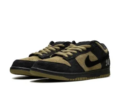 Nike SB Dunk Low - Supreme 94 Camper Green