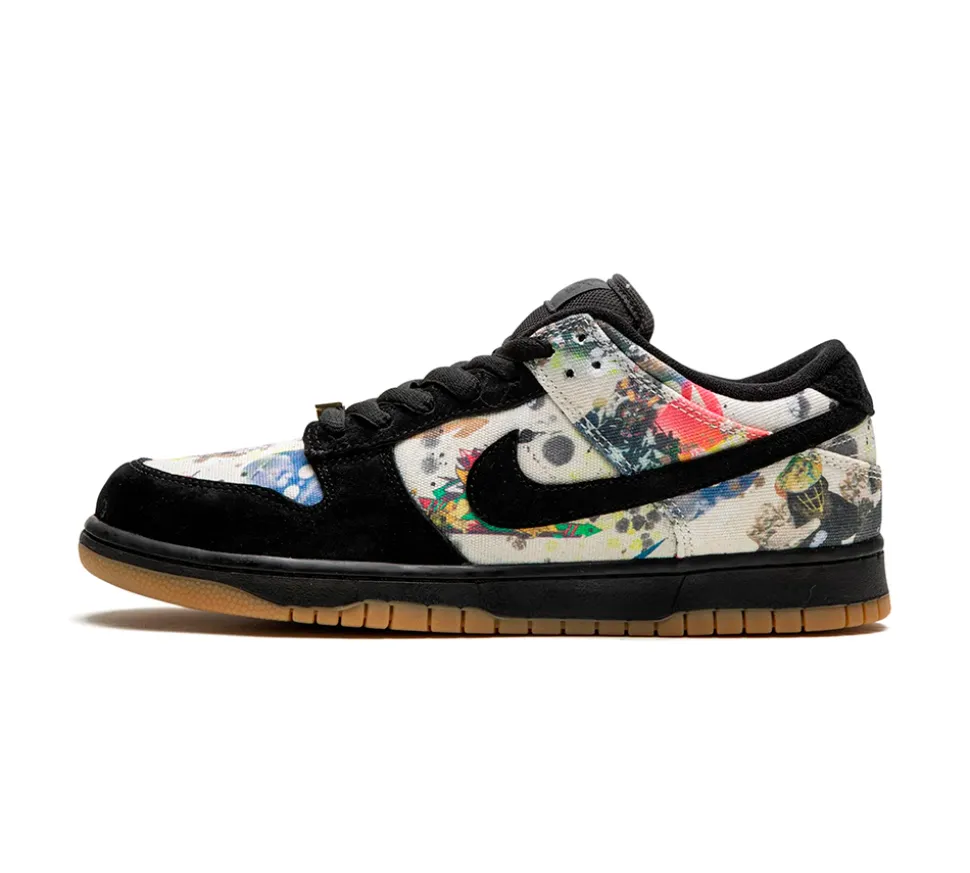 Nike SB Dunk Low - Supreme Rammellzee