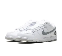 Nike SB Dunk Low Supreme 94 - White Metallic Silver