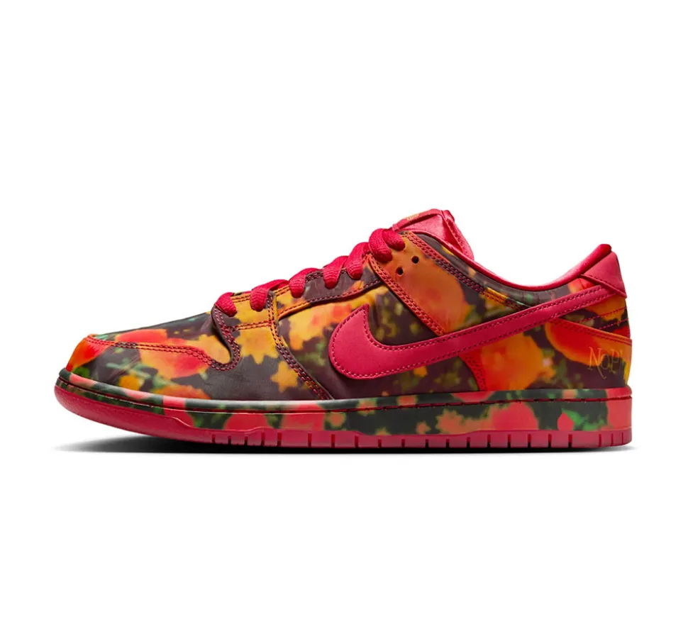 Nike SB Dunk Low - The Wizard of Oz Poppy Field