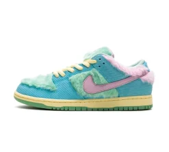 Nike SB Dunk Low - Verdy Visty