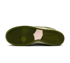 Nike SB Dunk Low - Yuto Horigome Matcha